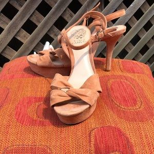 Vince Camuto suede platform sandals sz 8